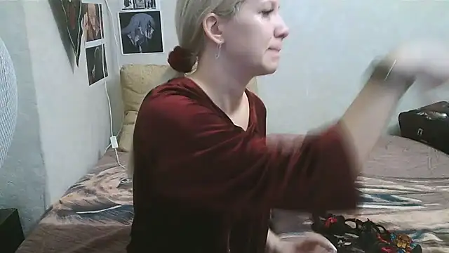 -GoldenGirl- online show from February 6, 11:21 am