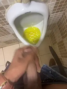 hitlar1026 online show from April 10, 7:46 am