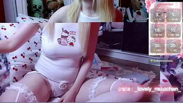 Snapshot of lovely_nekochan chatting on June 11, 12:43 am lovely nekochan online show from June 11, 12:43 am