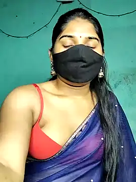 Luv Adite20 online show from February 1, 5:05 pm