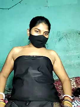 Luv Adite20 online show from February 4, 8:38 pm