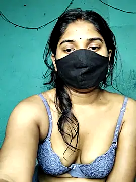 Luv Adite20 online show from March 4, 6:15 am