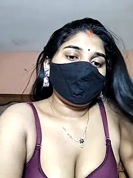 Luv Adite20 online show from October 28, 7:05 pm