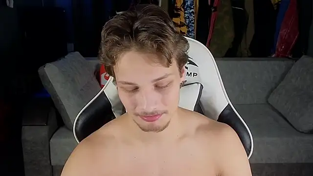 TeddyLiLboy online show from December 3, 5:55 pm