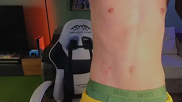 TeddyLiLboy online show from October 15, 6:52 pm