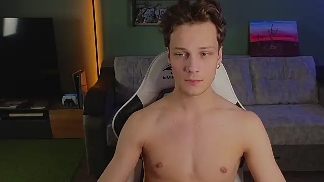 TeddyLiLboy online show from December 2, 4:46 pm