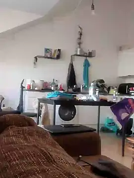 eltoulou online show from January 12, 3:03 pm