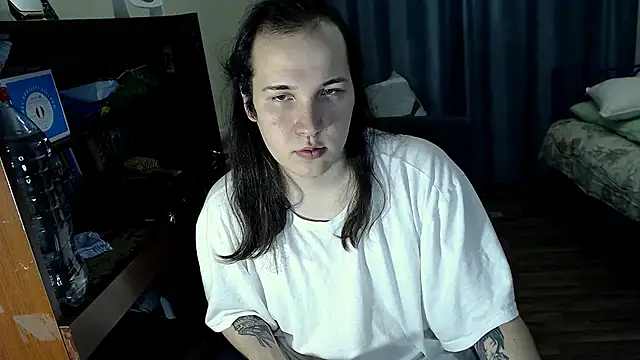 EvaMiron online show from March 14, 5:02 pm