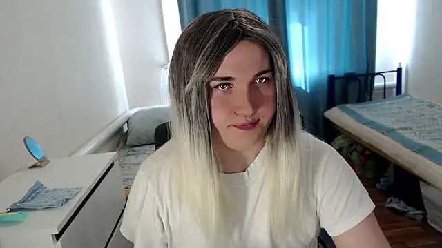 EvaMiron online show from April 8, 8:36 am