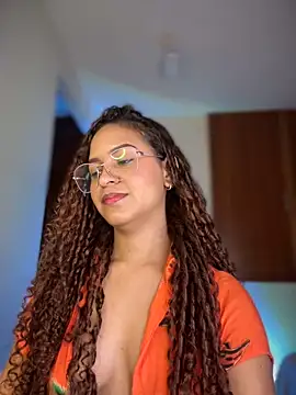 Snapshot of gretta_kler1 chatting on January 25, 5:19 pm gretta kler1 online show from January 25, 5:19 pm