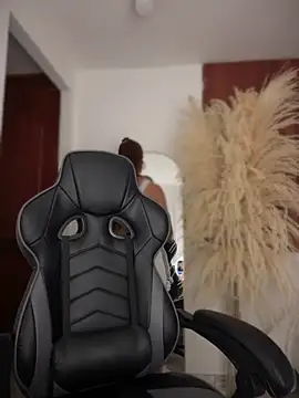 Snapshot of gretta_kler1 chatting on October 17, 11:24 am gretta kler1 online show from October 17, 11:24 am