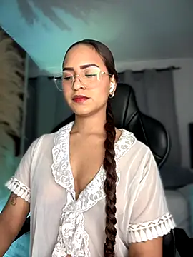 Snapshot of gretta_kler1 chatting on November 20, 9:47 pm gretta kler1 online show from November 20, 9:47 pm