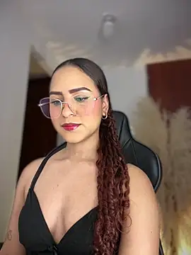 gretta kler1 online show from April 7, 9:26 pm