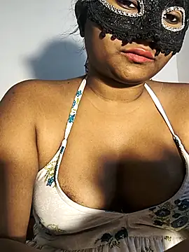 FANTASY QUEEN 07 online show from April 12, 9:58 am