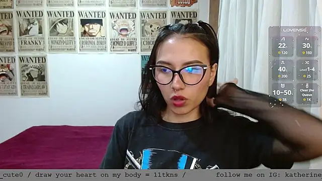 Snapshot of wild_kittys chatting on October 26, 10:47 pm wild kittys online show from October 26, 10:47 pm