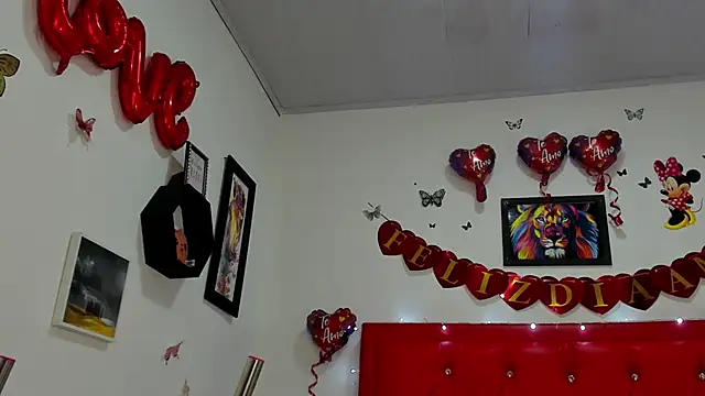 natasha jurado online show from February 3, 11:05 pm