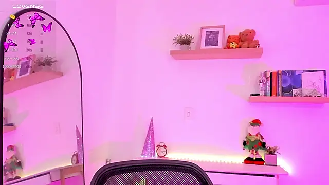 Snapshot of rose_saenz chatting on December 13, 9:41 pm rose saenz online show from December 13, 9:41 pm