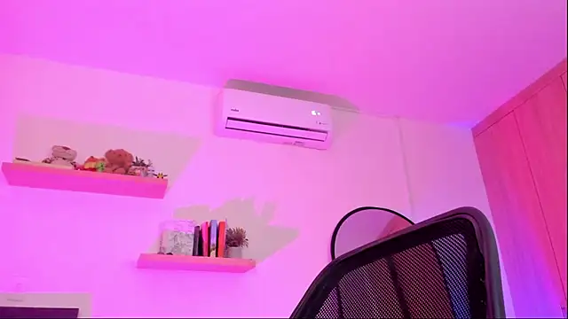 Snapshot of rose_saenz chatting on November 21, 7:56 pm rose saenz online show from November 21, 7:56 pm