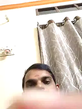 Snapshot of Ashish02345 chatting on January 14, 7:11 pm Ashish02345 online show from January 14, 7:11 pm