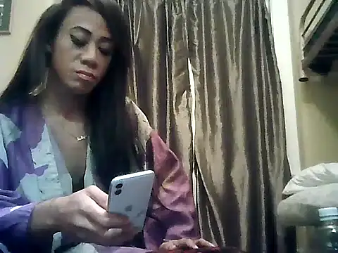 CaramelDipper online show from December 16, 5:17 am