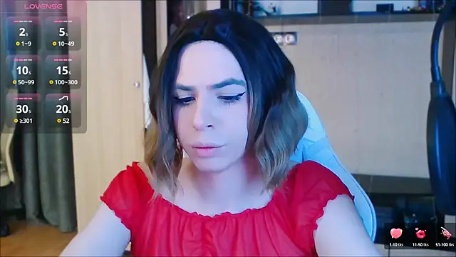 FemAlexa  online show from December 4, 11:30 am