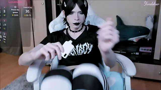 FemAlexa  online show from June 1, 7:04 pm