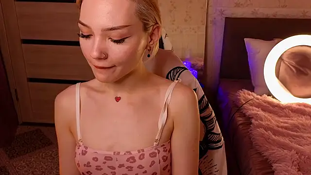 SandraBoyl online show from January 5, 7:17 am