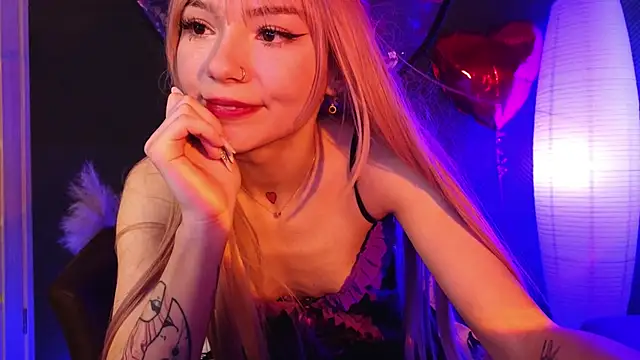 SandraBoyl online show from March 4, 4:06 am