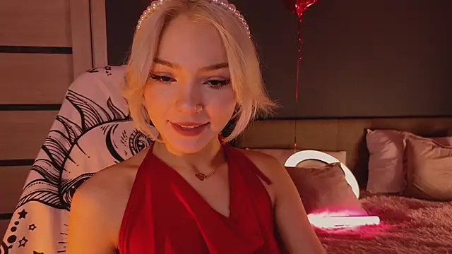 SandraBoyl online show from March 14, 1:05 am