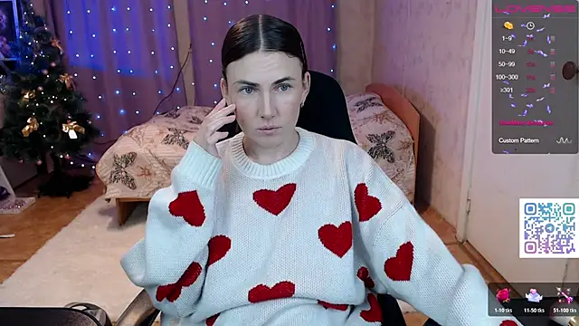 Snapshot of Daniela_Cooperr chatting on February 2, 6:06 pm Daniela Cooperr online show from February 2, 6:06 pm