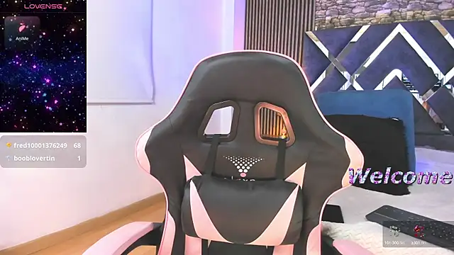 Snapshot of nathalia_zamu chatting on October 16, 4:13 am nathalia zamu online show from October 16, 4:13 am