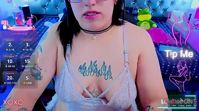 Snapshot of NatalieHarris chatting on November 12, 6:52 pm NatalieHarris online show from November 12, 6:52 pm