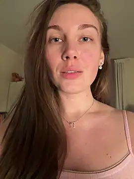 JasminJames online show from April 21, 7:39 pm