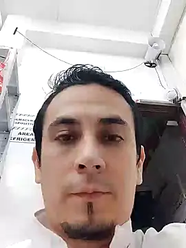 Snapshot of Rejy1992 chatting on December 2, 11:18 pm Rejy1992 online show from December 2, 11:18 pm