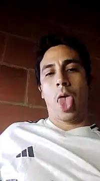 Snapshot of Rejy1992 chatting on January 23, 4:19 am Rejy1992 online show from January 23, 4:19 am