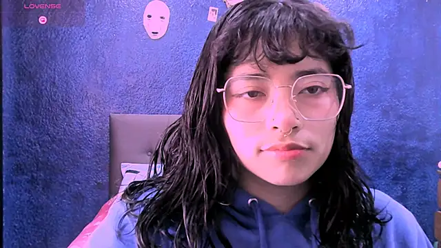 Snapshot of NinaYellow chatting on September 11, 1:33 pm NinaYellow online show from September 11, 1:33 pm