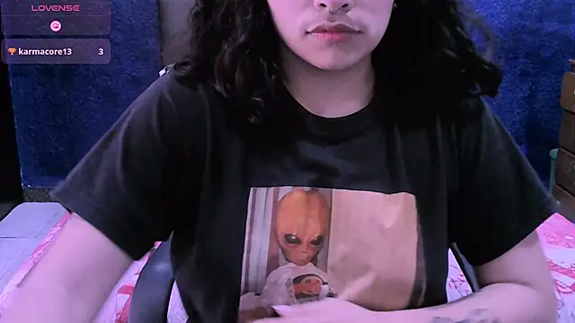 Snapshot of NinaYellow chatting on October 22, 3:56 pm NinaYellow online show from October 22, 3:56 pm