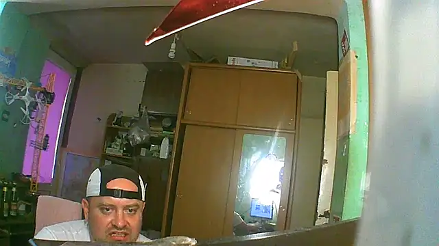 Snapshot of perversalus chatting on May 17, 12:01 pm perversalus online show from May 17, 12:01 pm