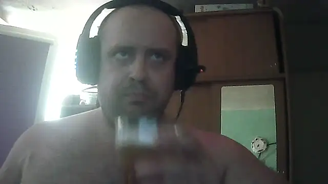 Snapshot of perversalus chatting on July 15, 2:33 pm perversalus online show from July 15, 2:33 pm