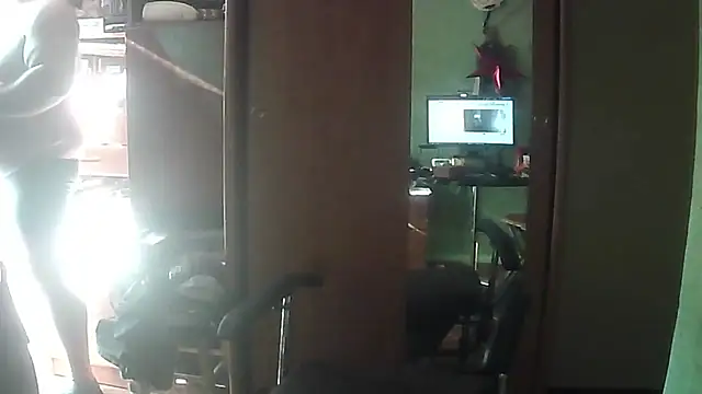 Snapshot of perversalus chatting on July 17, 3:18 pm perversalus online show from July 17, 3:18 pm