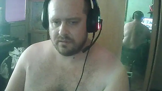 Snapshot of perversalus chatting on July 28, 12:48 pm perversalus online show from July 28, 12:48 pm