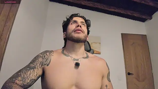 LucianSinclair online show from June 20, 2:03 am
