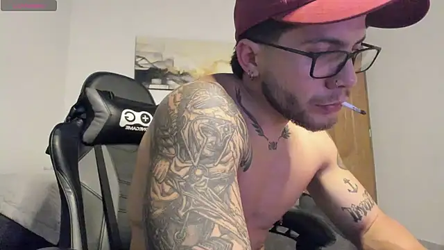 LucianSinclair online show from July 3, 3:13 am