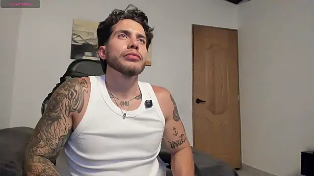 LucianSinclair online show from July 19, 1:09 am