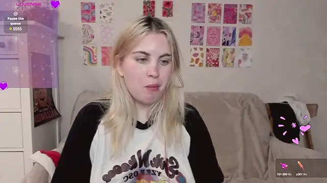 Snapshot of pawpaws chatting on December 27, 12:45 pm pawpaws online show from December 27, 12:45 pm