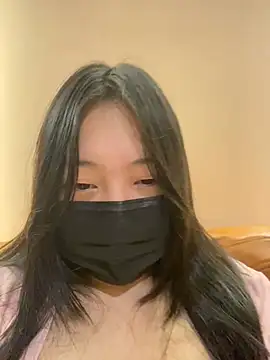 Snapshot of MEOW_MEO chatting on February 13, 4:25 pm MEOW MEO online show from February 13, 4:25 pm