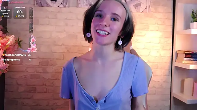 Violet Veliya online show from March 15, 4:43 pm