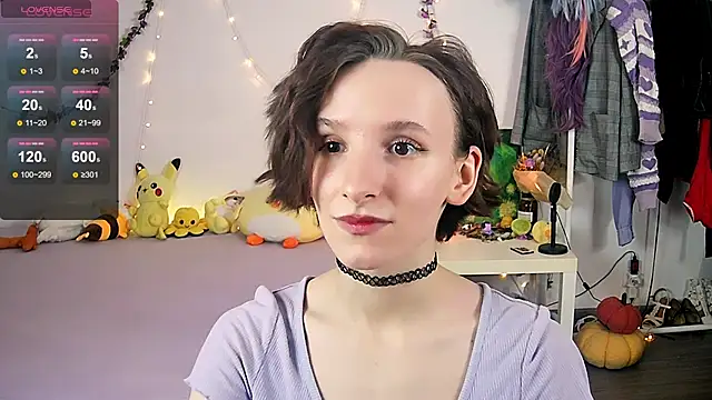 Violet Veliya online show from October 8, 3:31 pm