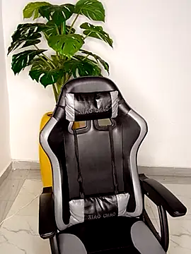 rosey cheeks online show from April 26, 5:32 pm