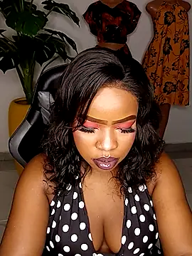 rosey cheeks online show from April 29, 11:11 pm